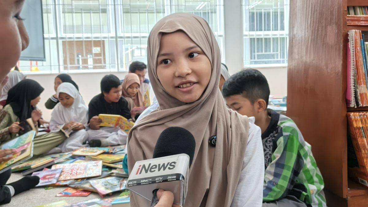 Siswi SDN 01 Cikini Antusias Dapat Buku Bacaan Baru dari MNC Peduli: Petualangan Baru Siswi SDN 01 Cikini Antusias Dapat Buku Bacaan Baru dari MNC Peduli: Petualangan Baru