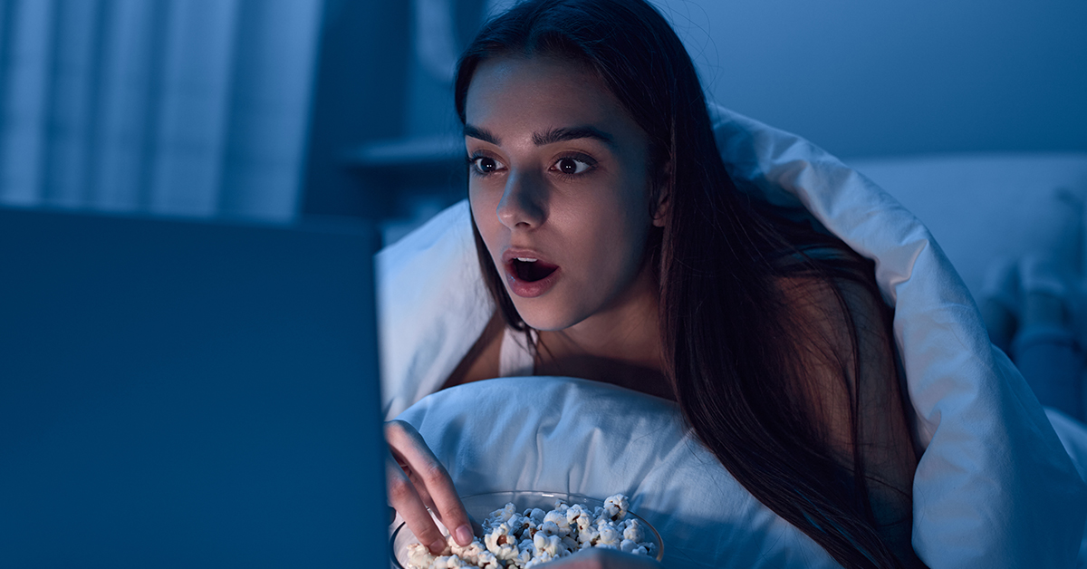 girls watching popcorn