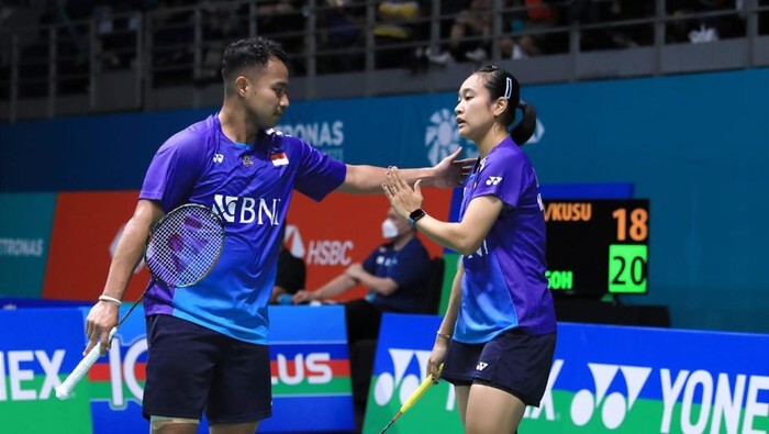 KUSHARJANTO & KUSUMAWATI menang di badminton malaysia open rabu 11 januari 2023