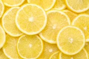 Tak Hanya Segar, Kenali Berbagai Manfaat Lemon Bagi Tubuh