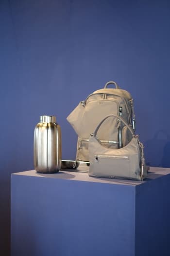 Koleksi Musim Gugur 2023 TUMI Merangkul Konsep Desain “Hypercraft”