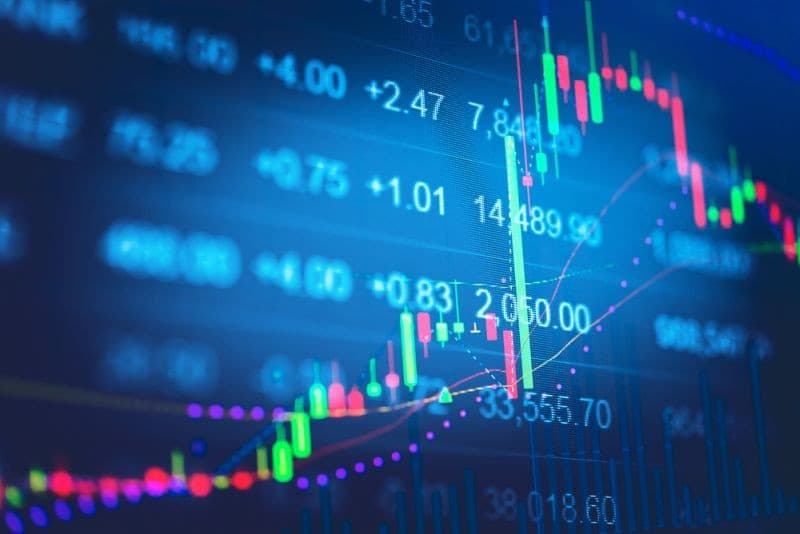 10 Saham Top Gainers Sepekan, Ada yang Melesat 110 Persen