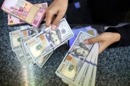 Rupiah Sepekan Melemah 0,53 Persen, Tertekan Sentimen The Fed dan Data Ekonomi RI