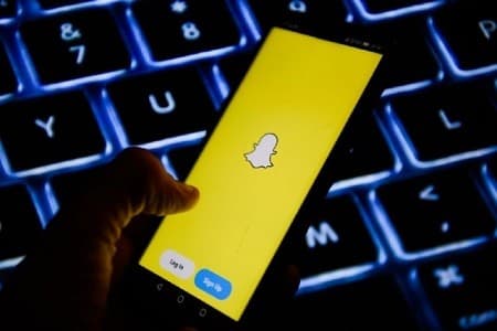 Pemilik Platform Media Sosial Snapchat PHK 1.000 Karyawan