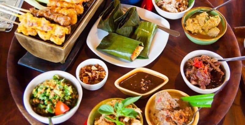 5 Tips Bukber Antiboros, Atur Uang untuk Buka Bersama Agar Gaji Tidak Cepat Habis