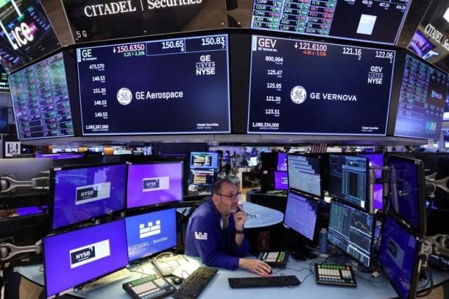 Wall Street Ditutup Menguat di Tengah Kenaikan Harga Minyak Imbas Konflik Timur Tengah