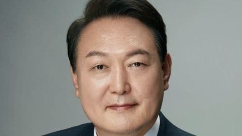 Dalang Darurat Militer, Eks Presiden Korsel Yoon Suk Yeol Dihukum Penjara Seumur Hidup