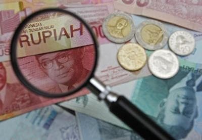 Rupiah Melemah Tajam Sentuh Rp16.513 per USD Terdampak Aksi Demo