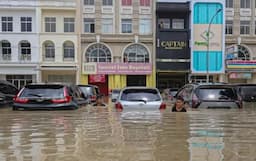 Kali Ciliwung Meluap, 15 RT di Jakarta Timur Masih Terendam Banjir 