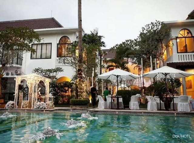 Sahamnya Berpotensi Delisting, Manajemen HOTL Bersurat ke BEI