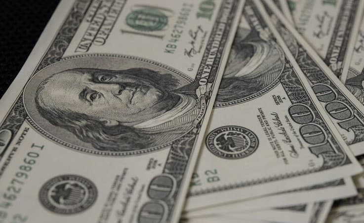 Pemangkasan Suku Bunga The Fed Bayangi Prospek Dolar AS di 2026