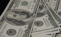 Dolar Melemah Usai Pengumuman Suku Bunga The Fed, Yield Obligasi AS Turun