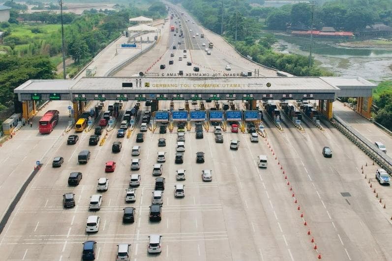 Sebanyak 1,6 Juta Kendaraan Keluar-Masuk Jabotabek Selama Libur Imlek 2026