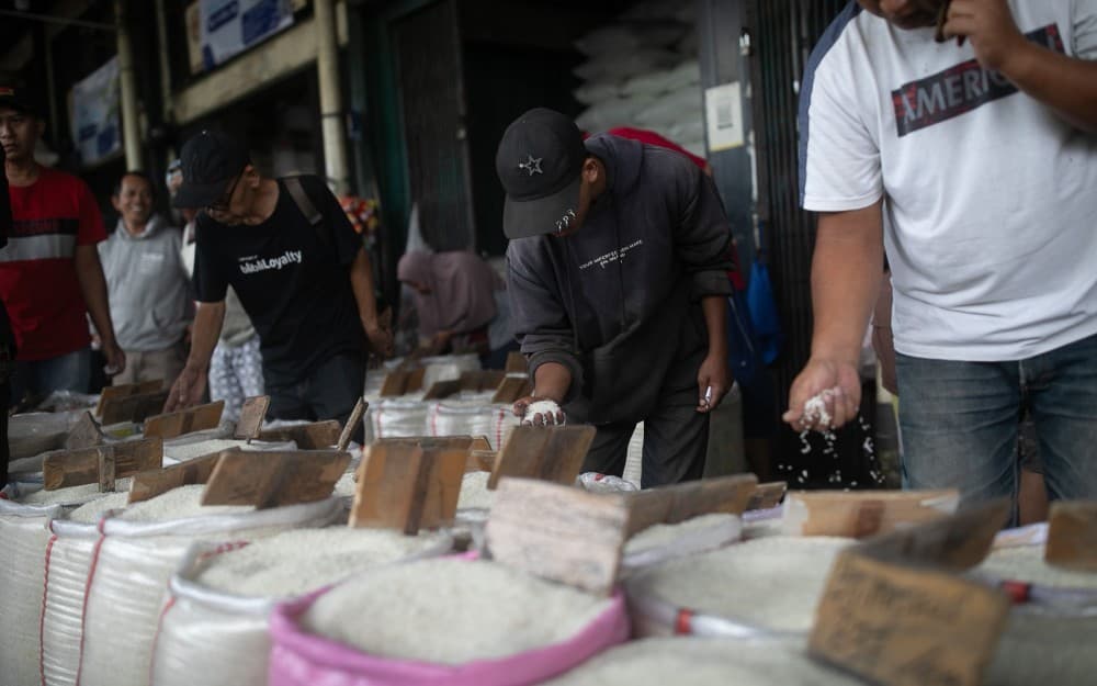 Update Harga Pangan Akhir Pekan, Beras hingga Bawang Turun