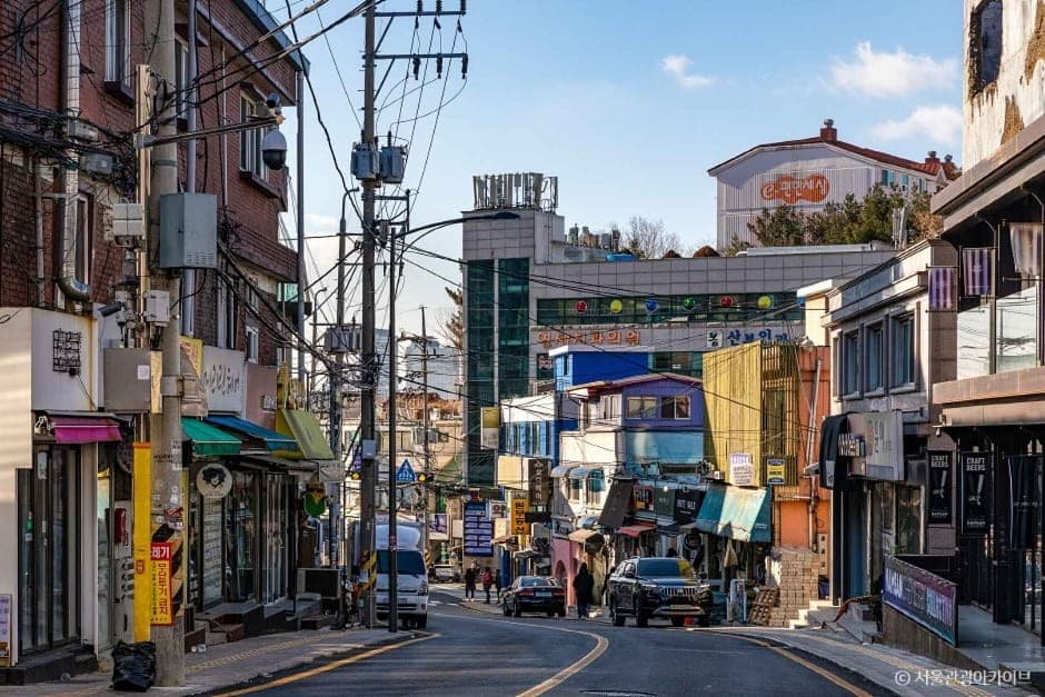 Rekomendasi 5 Tempat Wisata Itaewon yang Wajib Dikunjungi saat Liburan ke Korea