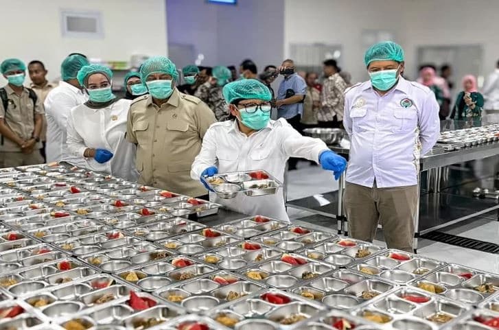 BGN Tegaskan Anggaran MBG Kisaran Rp8.000-Rp10.000 per Porsi, Bukan Rp15 Ribu