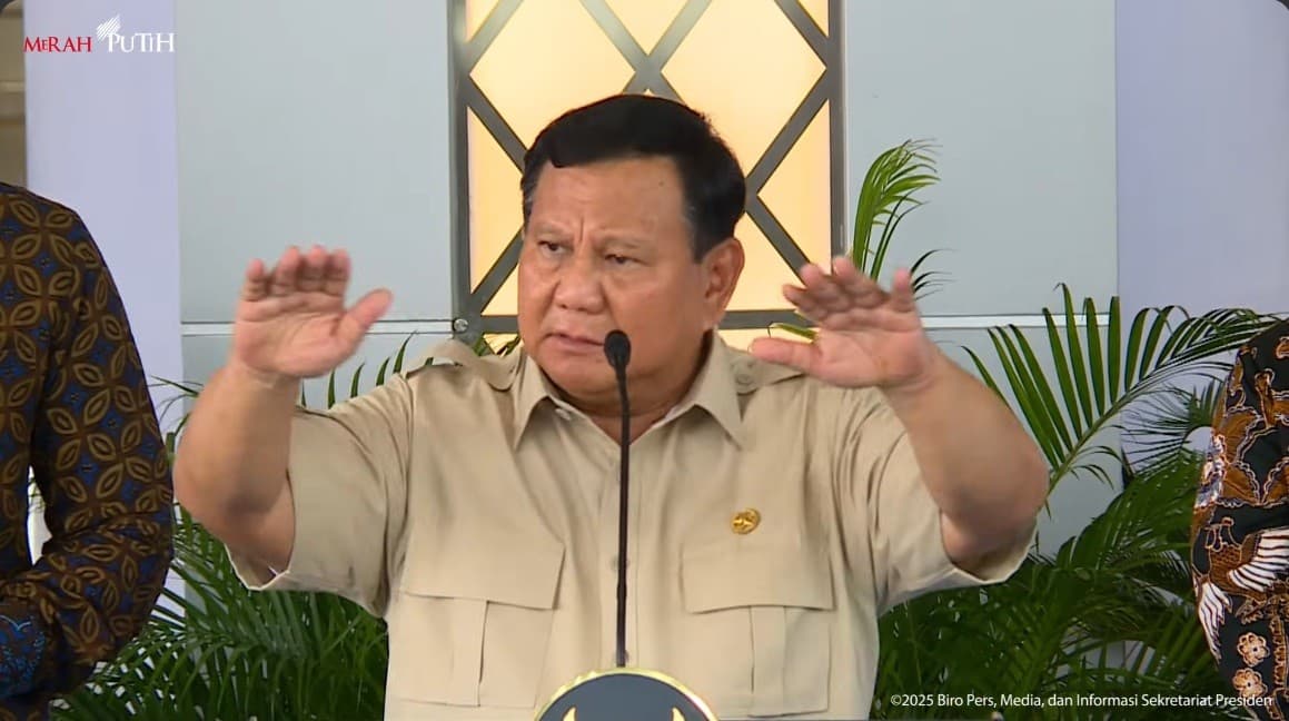 Prabowo Sebut Swasta Tertarik Manfaatkan Lumpur Banjir Aceh