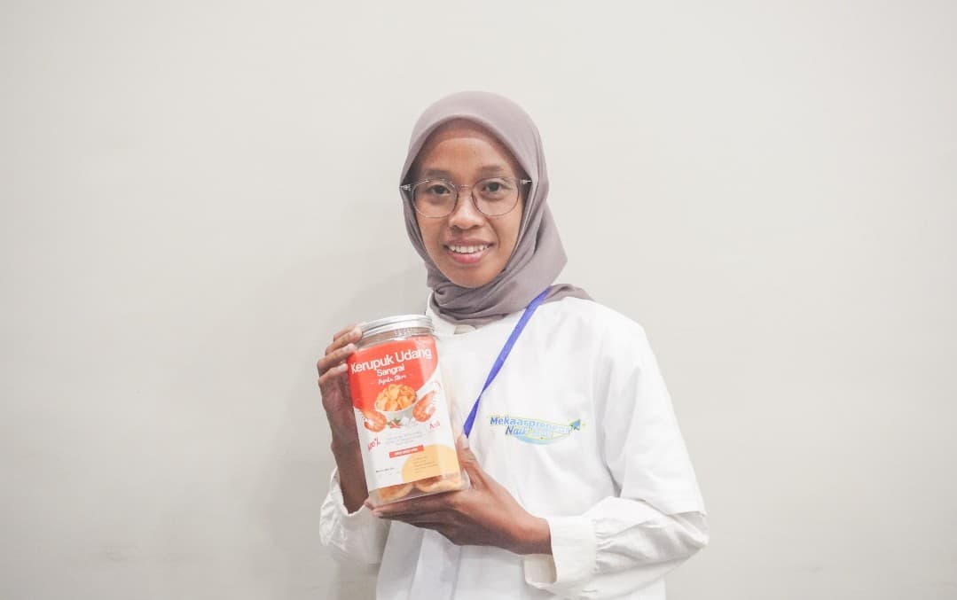 Usaha Kerupuk Udang Naik Kelas Berkat Program PNM Mekaarpreneur