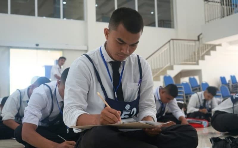 Kemnaker Buka 70 Ribu Kuota Pelatihan untuk Lulusan SMA/SMK, Dapat Uang Saku Harian