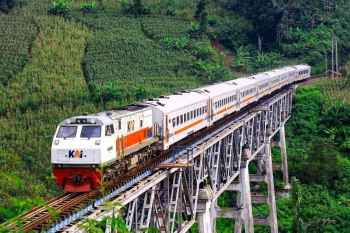 Sektor Transportasi Catat Pertumbuhan Signifikan, Kereta Angkut 49,3 Juta Penumpang Sepanjang 2025