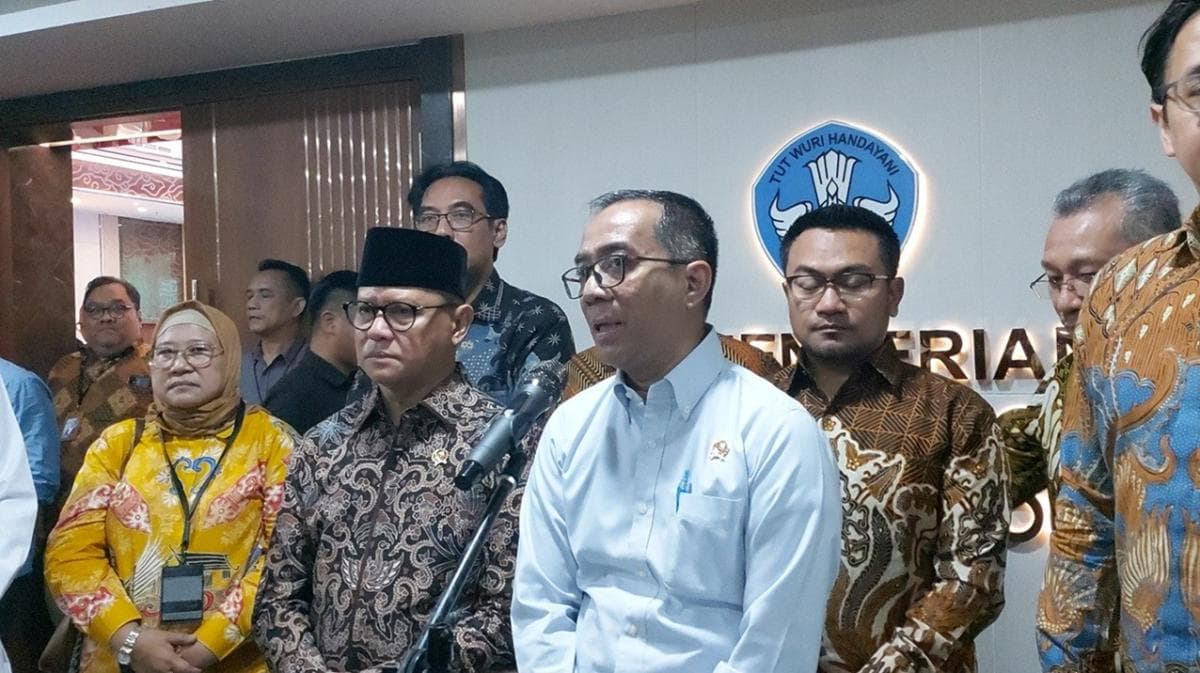 Mendiktisaintek Siapkan Program Khusus Mahasiswa yang Ingin Kerja di Luar Negeri