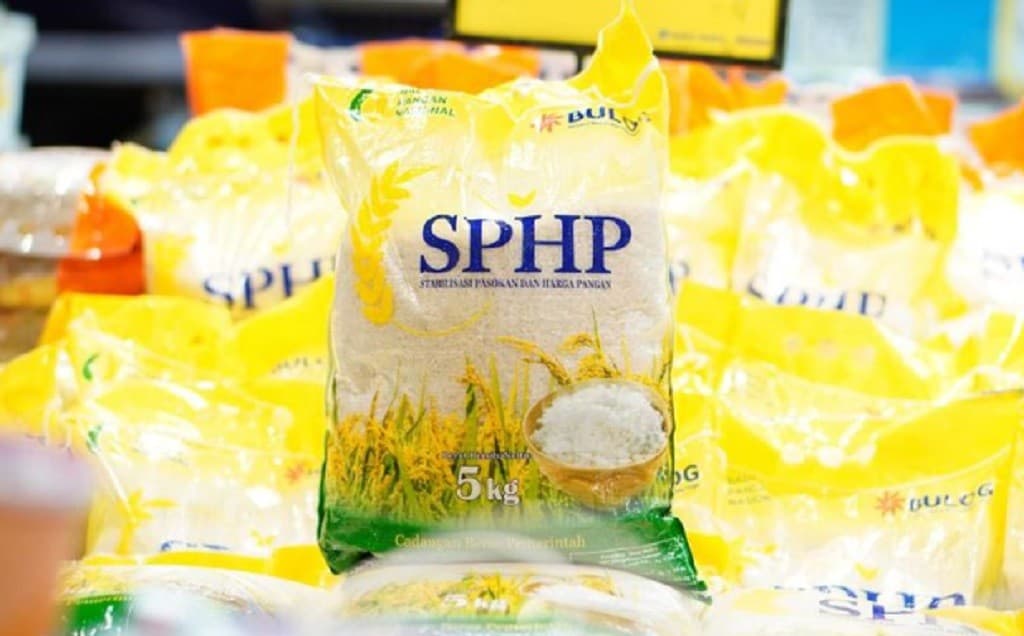 Harga Plastik Naik, Distribusi Beras SPHP Pakai Stok Lama