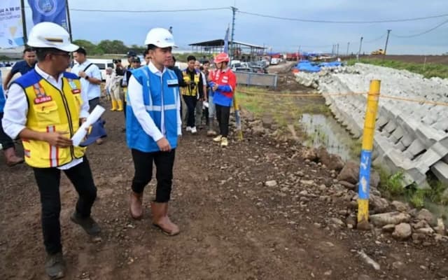 Wapres Gibran Kunker ke Semarang, Cek Pembangunan Tol Demak hingga Soroti Pengendalian Rob Pantura
