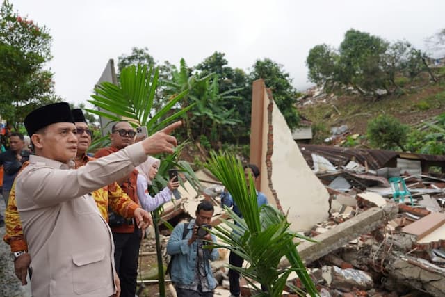 Pemerintah Siapkan Langkah Relokasi bagi Pesantren Terdampak Bencana di Tegal