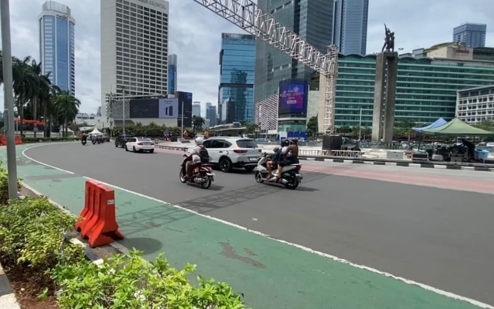 Arus Lalu Lintas di Bundaran HI Ramai Lancar di Tahun Baru Imlek 2026