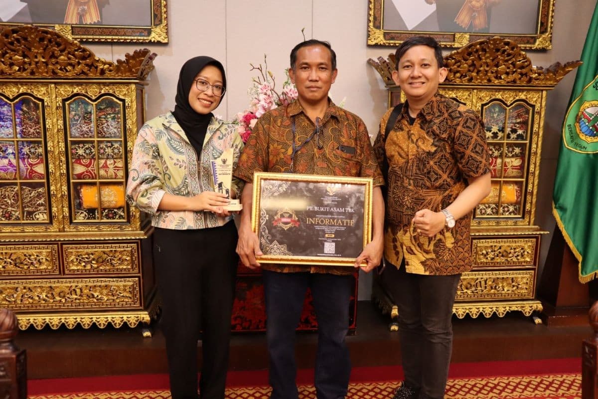 Komitmen Transparansi, PTBA Raih Anugerah Keterbukaan Informasi Publik 2025