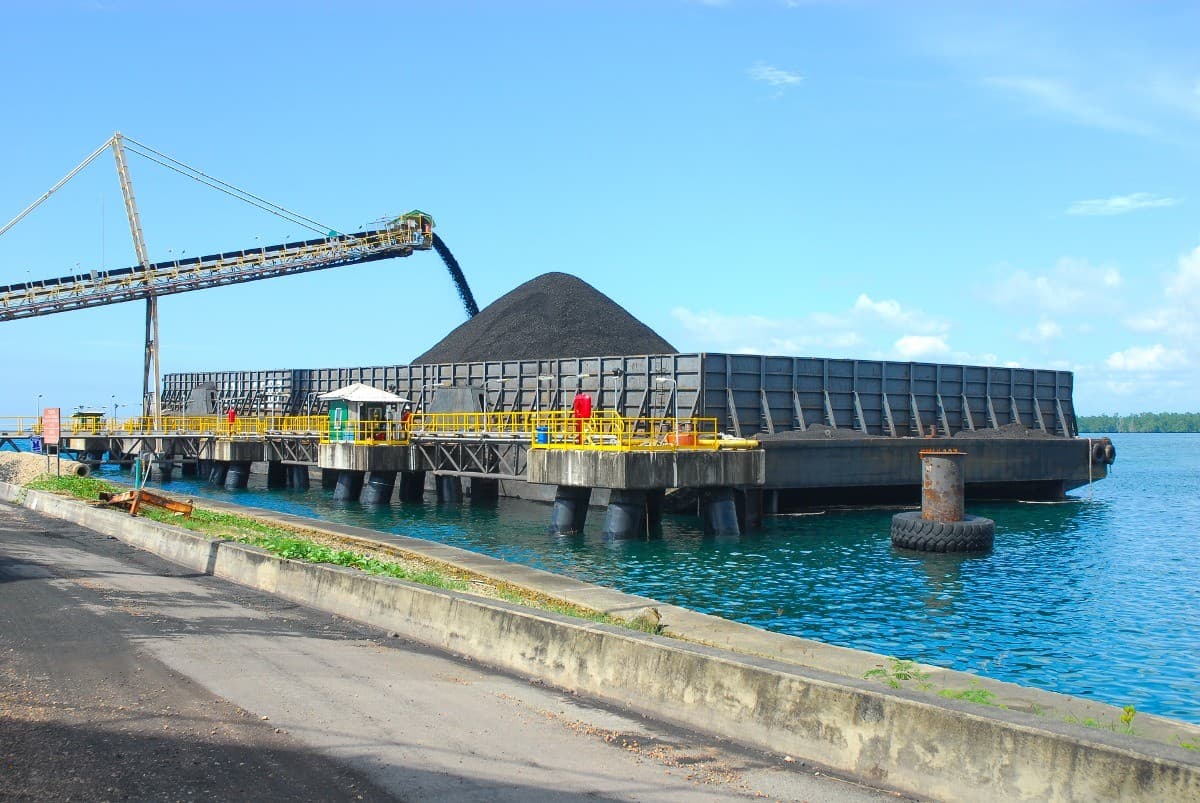 Bakrie Capital Resmi Genggam 6 Persen, Saham BIPI Terbang 20 Persen