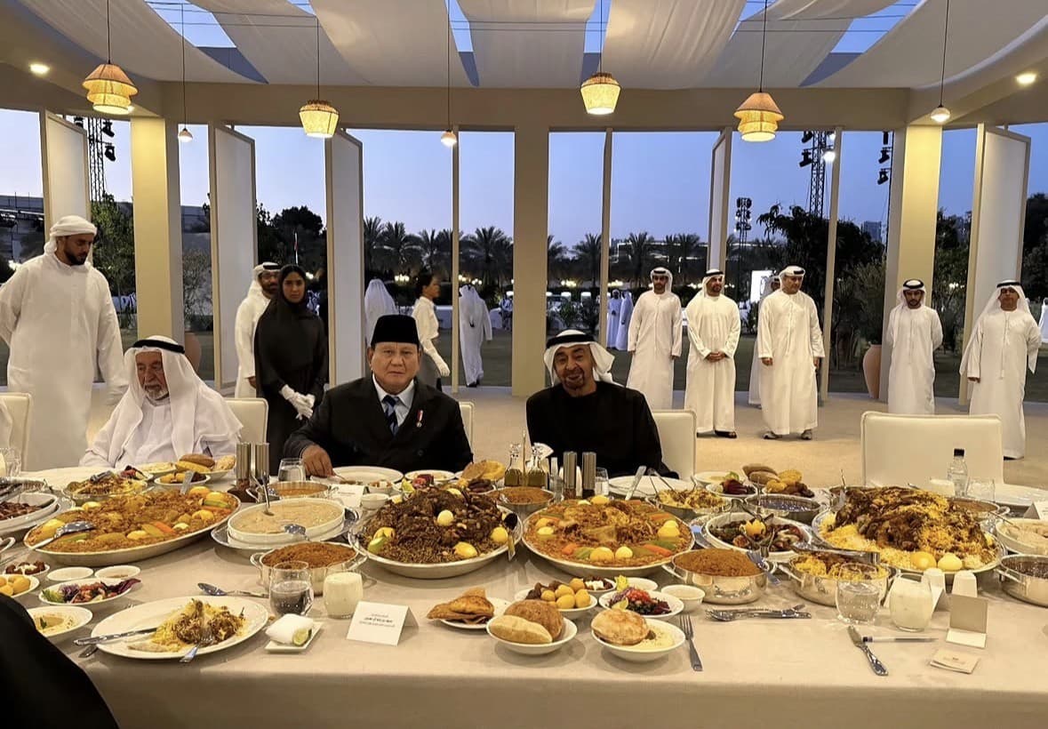 Momen Prabowo Berbuka Puasa Bersama Pangeran MBZ di Abu Dhabi