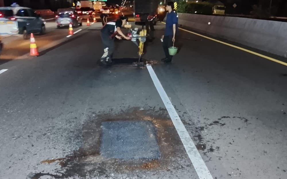 Jelang Mudik Lebaran, Perbaikan Jalan Tol Trans Sumatera Dikebut