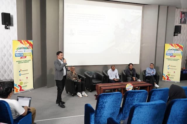 PGEO Bersama BEI dan OJK Sosialisasikan Investasi Saham Sektor Energi Bersih ke Mahasiswa