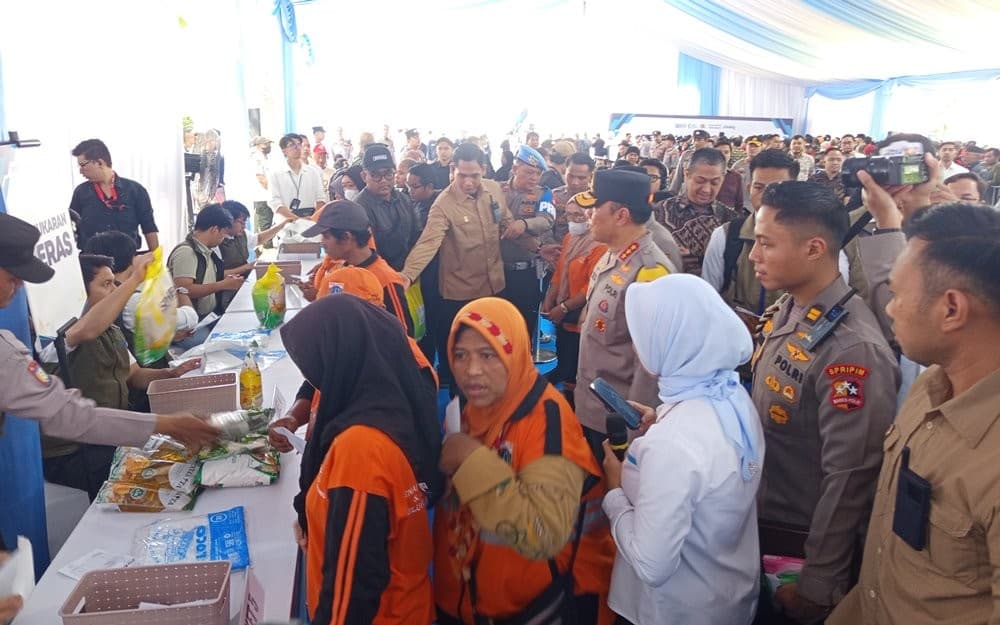 Polri Gelar Pangan Murah Serentak di 36 Polda dan 500 Polres, Distribusikan 1.337 Ton Beras