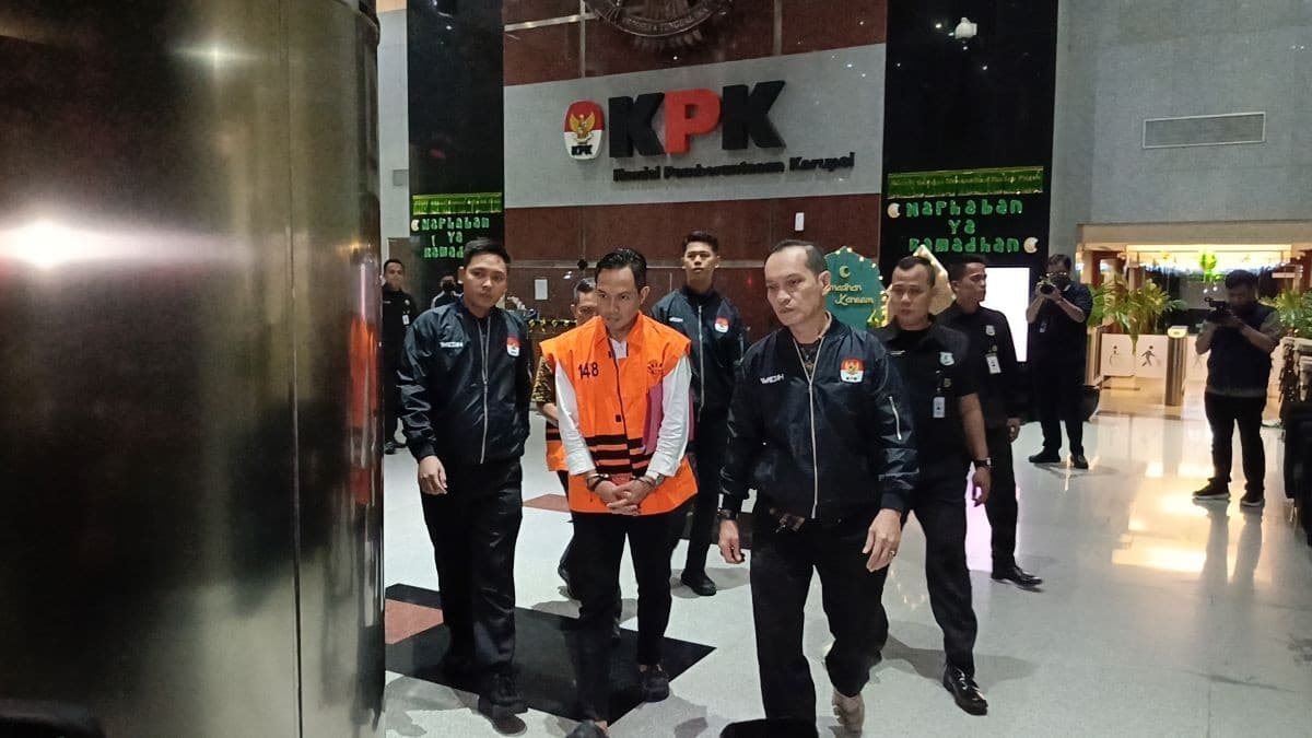Usut Kasus Pemerasan Bupati Cilacap, KPK Periksa Kepala Dinas PU