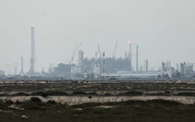 Israel Hantam Ladang Gas Raksasa, Iran Balas Serang Fasilitas Qatar