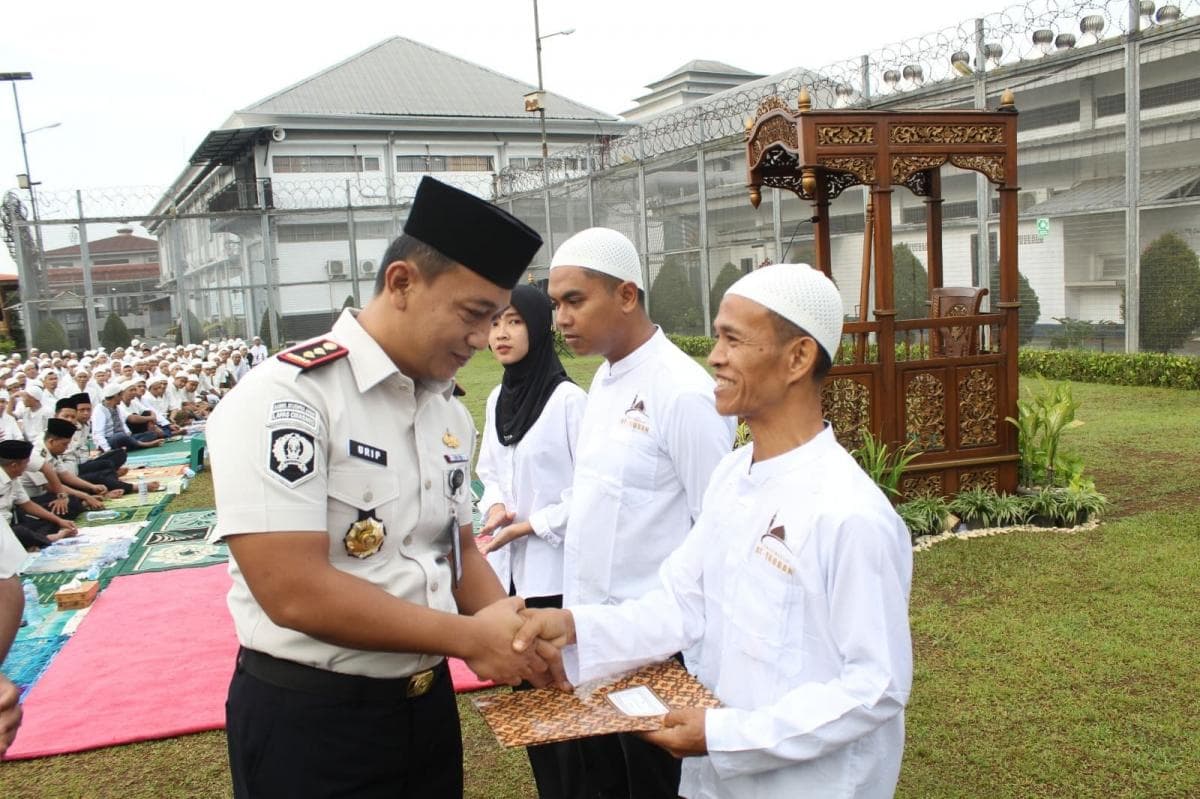 Lapas Kelas IIA Cikarang Berikan Remisi Khusus untuk 1.044 Warga Binaan saat Lebaran 2026