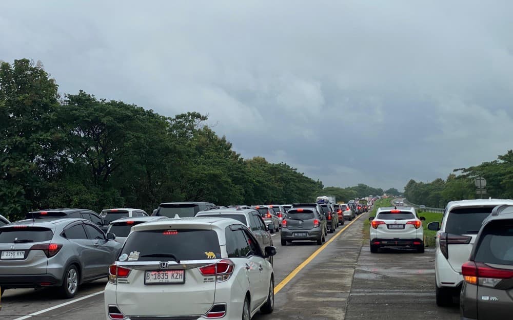 Arus Balik Lebaran Masih Padat, Volume Kendaraan ke Jakarta Tinggi