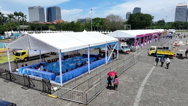 Prabowo Gelar Bazar Rakyat di Monas, Sediakan Kupon Belanja Sembako hingga Makanan Gratis