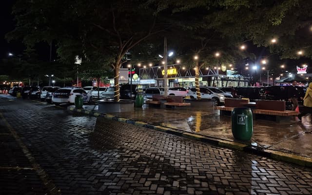 Hujan Guyur Ruas Tol Cipali, Pengendara Arus Balik Diminta Waspada 