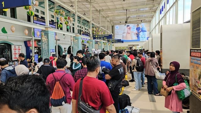 Arus Balik Masih Berlangsung, 52 Ribu Penumpang Kereta Tiba di Jakarta