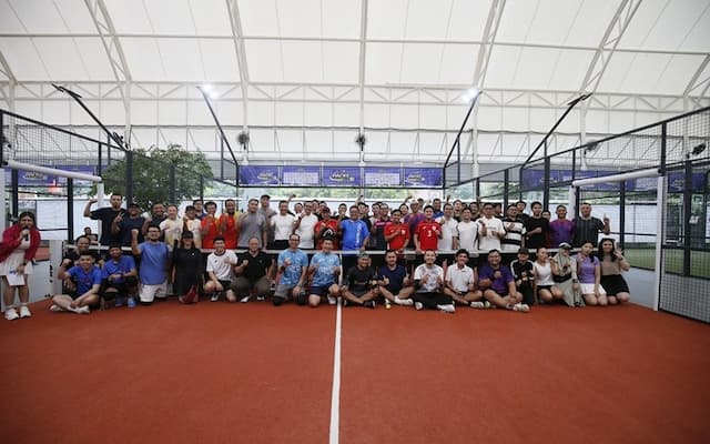 32 Tim Ramaikan IDX Channel Capital Market Padel Competition