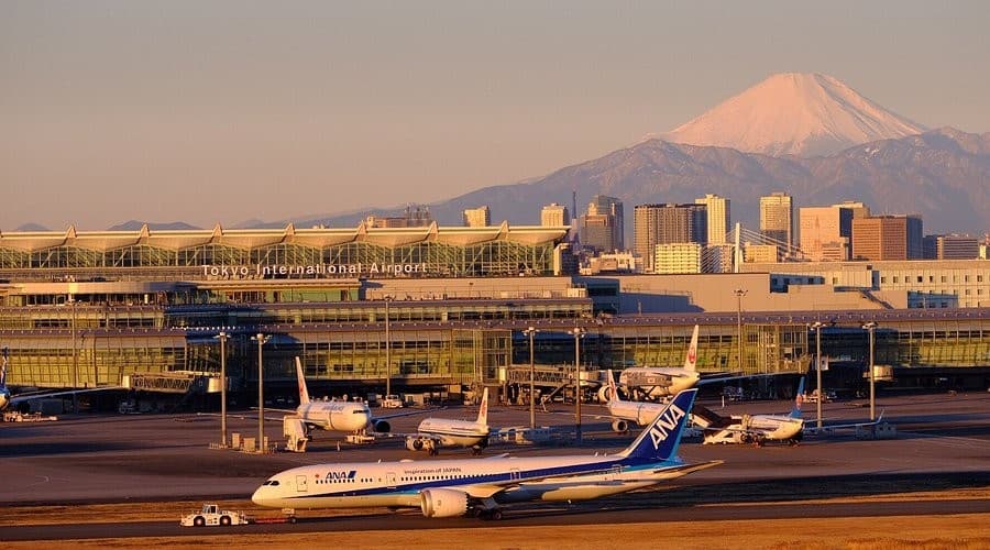Bandara Haneda Tokyo Akan Uji Coba Gunakan Robot Humanoid untuk Ground Handling