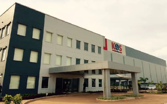 JV KS Group (KRAS)-Osaka Steel Gulung Tikar, Begini Komentar Pengamat