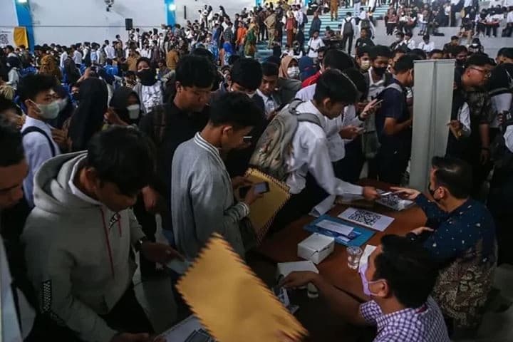 Tingkat Pengangguran Turun ke 4,68 Persen di Februari 2026