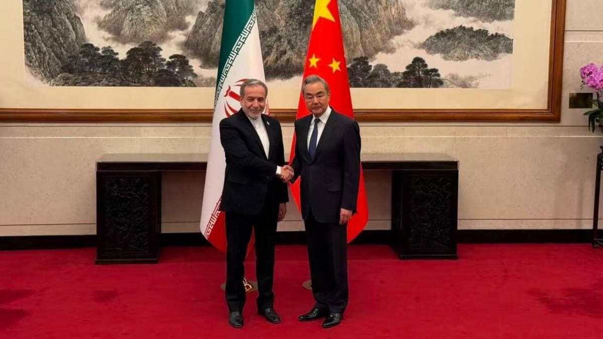 Menlu Iran Kunjungi China, Perdana sejak Perang dengan AS