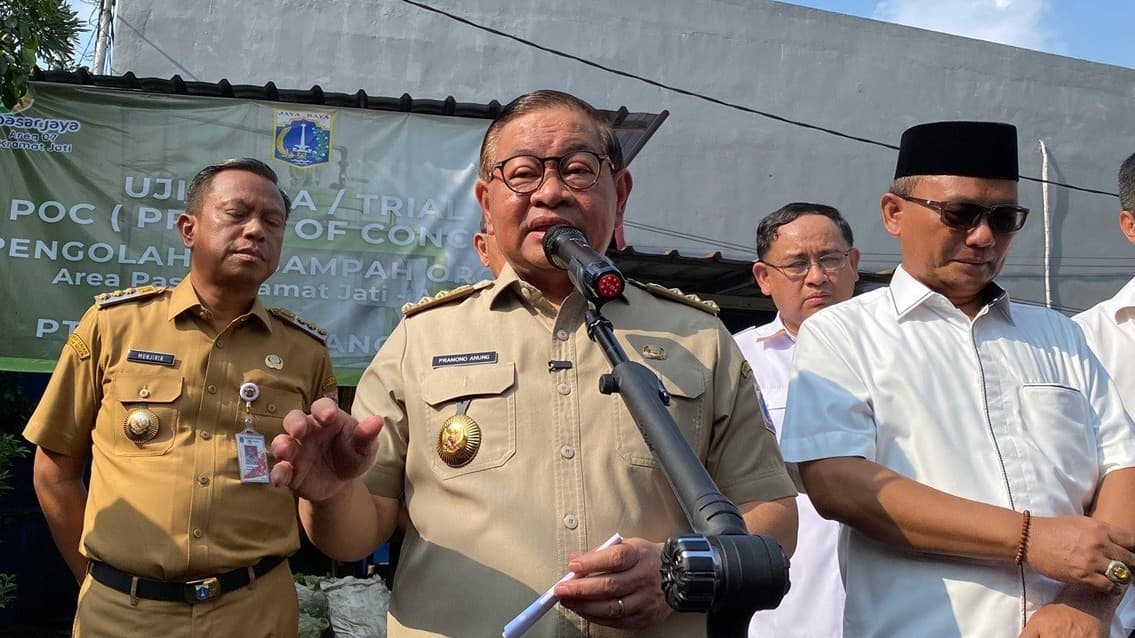 Pramono Kaji Ulang Jam Pelaksanaan CFD Rasuna Said, Bakal Selesai di Bawah Jam 10 Pramono Kaji Ulang Jam Pelaksanaan CFD Rasuna Said, Bakal Selesai di Bawah Jam 10