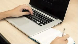 4 Cara Mengatasi Laptop Lemot saat di-charge