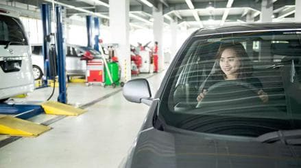 ‘Kesetrum’ Mercedes Benz, Saham Indomobil (IMAS) Berpesta